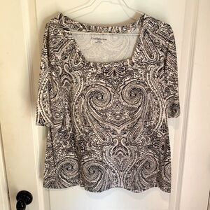 Croft & Barrow black and white shirt sleeve top